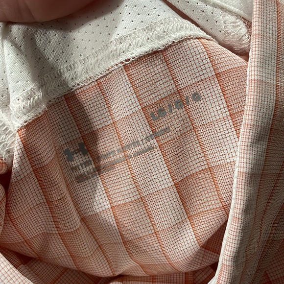 NWT Men’s button up short sleeve Under Armour - Picture 4 of 8